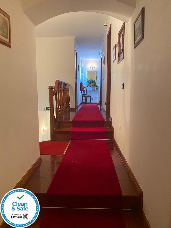 Guest House Toca Dos Grilos เอสตอริล ภายนอก รูปภาพ
